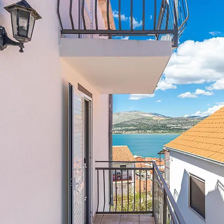 Simic Apartman Trogir