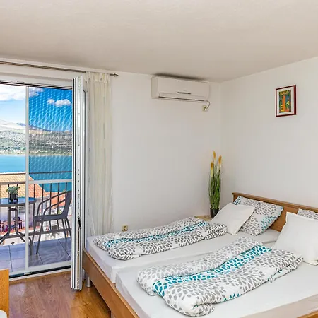 Simic Apartment