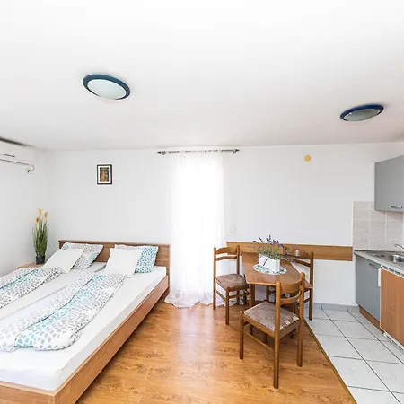 Apartment Simic *