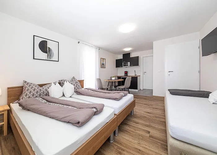 Simic * تروغير